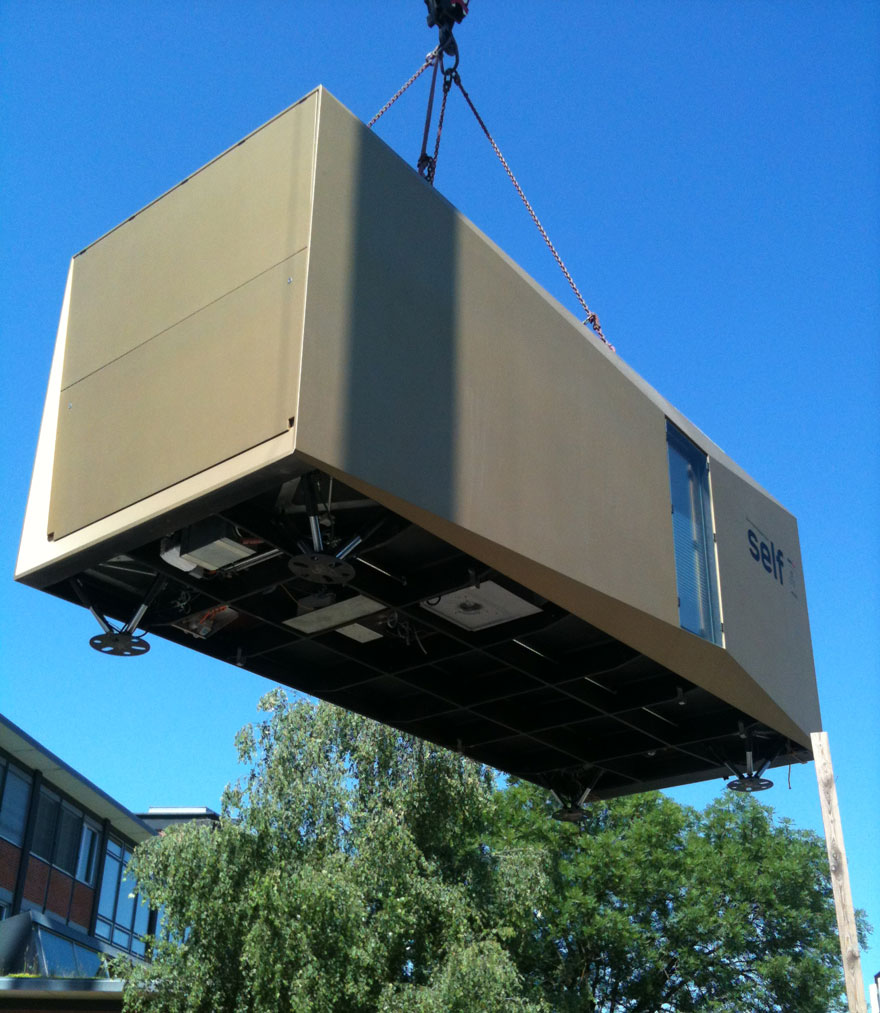 Self_transport_02.jpg