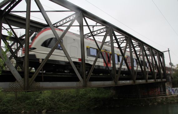 Picture_Structures+and+Infrastructure_Railway+Bridge.jpg