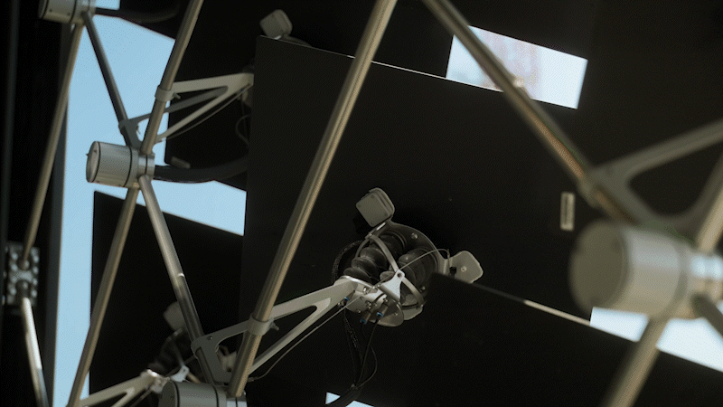 NEST_HiLo_Press+Material_Schwarz+Pictures.gif