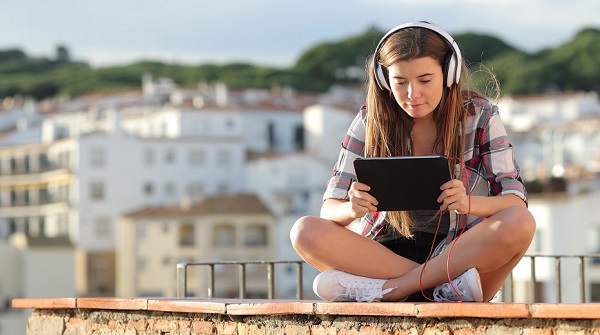 Is+streaming+the+new+flying.jpg