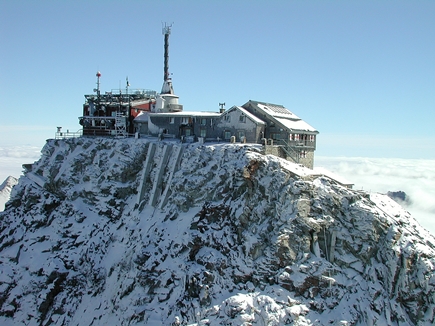 EQ74+Alpen-para-station.jpg