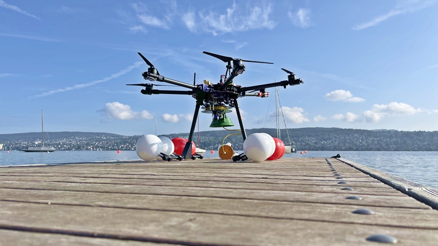 water-sampling-drone-3-870.jpeg