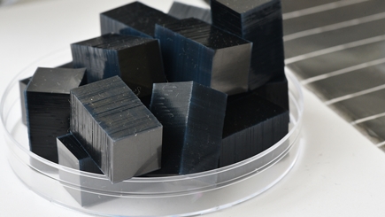 EQ78-Elektropolymere-Material-435.jpg