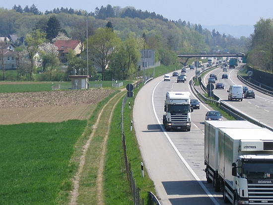 a592-2010-05-06-b1sx+stopper+Verkehrsabgase.jpg