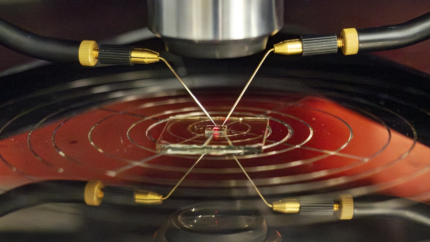 EQ83-Lichtsensor-Stopper.jpg