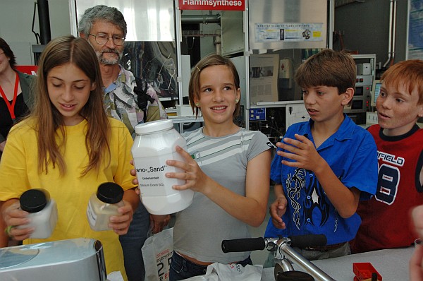a592-2005-06-30-b1x+Gewinner-Nanopartikel.jpg