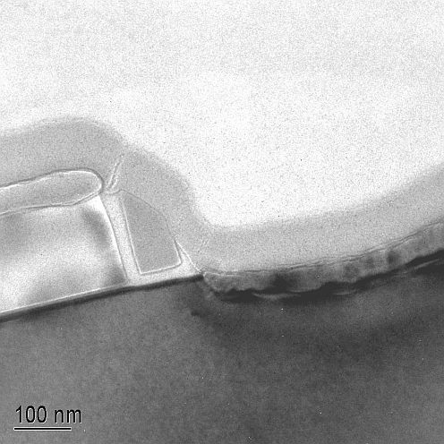 a592-2004-10-08-b1m2+Gateoxide.jpg