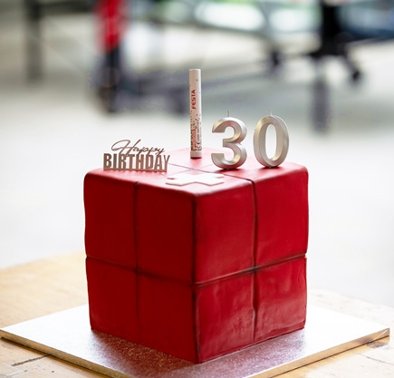 Thun-torte-para.jpg