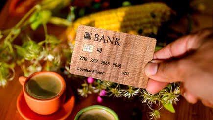 EQ85-Produkte-Bankkarte-435.jpg