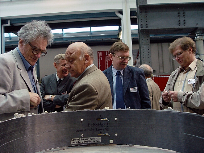a592-2003-09-03+b1m+Russische+Delegation.jpg