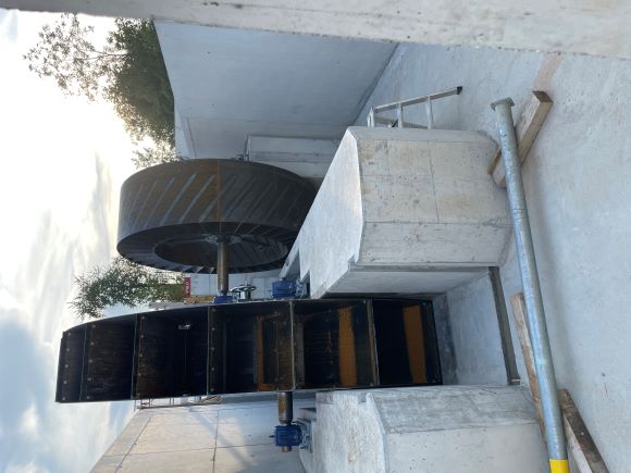 Wassersch%C3%B6pfanlage-Aufbau-Para.jpg