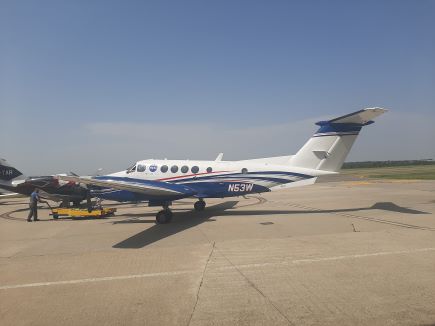 Flugzeug_AVIRIS-NG-Para.jpg